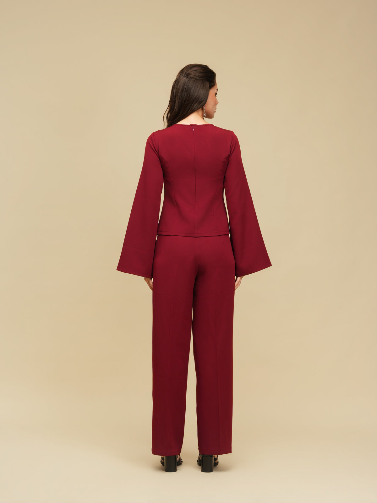 The Straight Fit Sleek Pants – Maroon