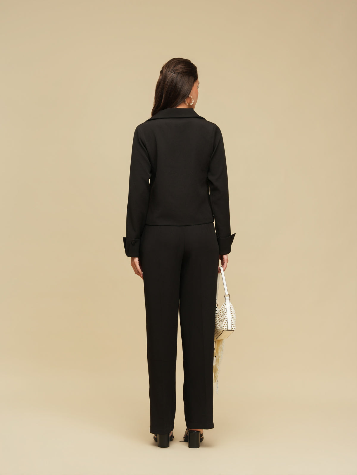 The Effortless Shacket – Black